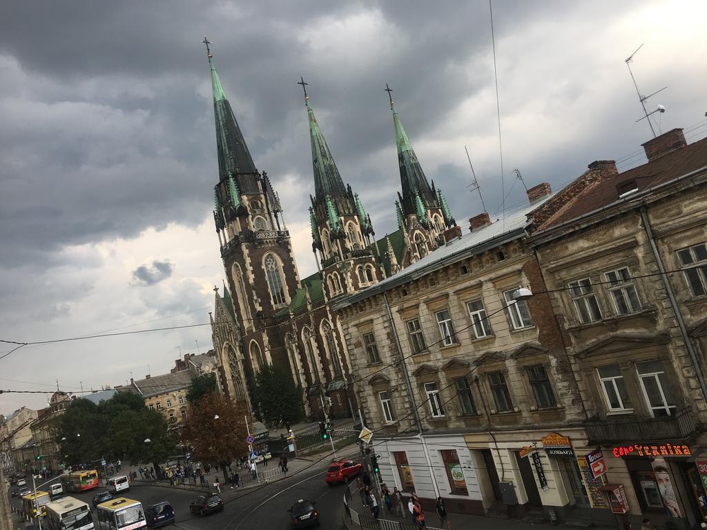 1 Starodubska Apartment Львів Екстер'єр фото